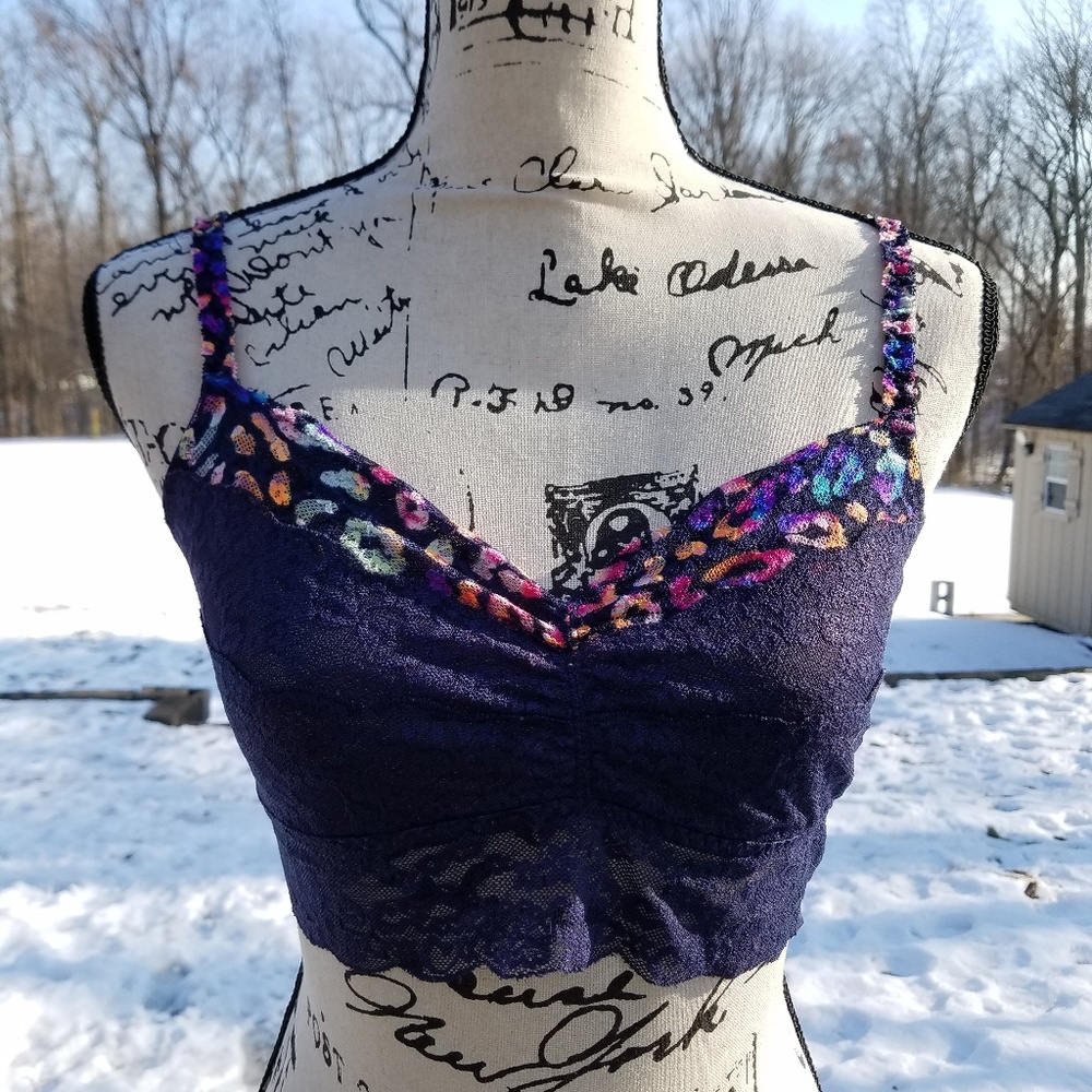 Women's Allover Lace Bralette
